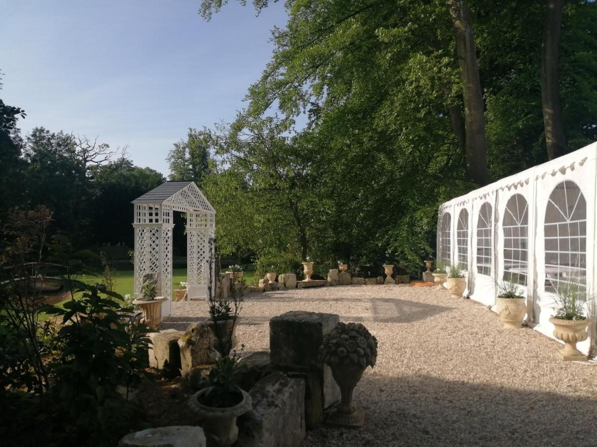 Chambre E Andre Le Domaine Des Jardins De Bracquetuit Exterior photo