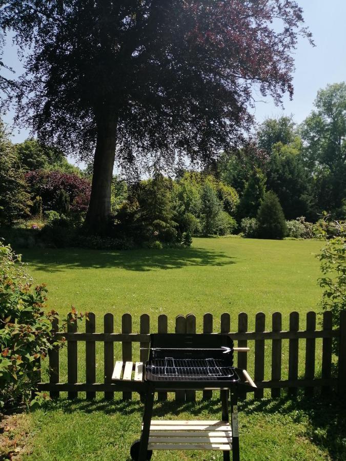 Chambre E Andre Le Domaine Des Jardins De Bracquetuit Exterior photo